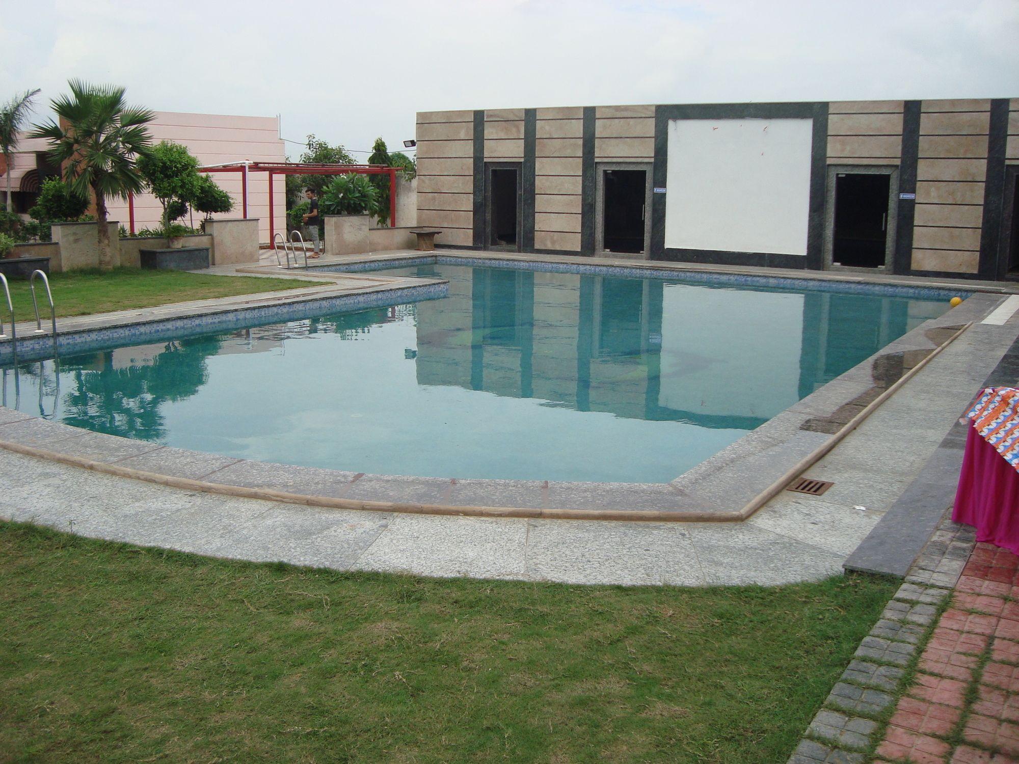Nature Valley Resort Gurgaon Exterior photo