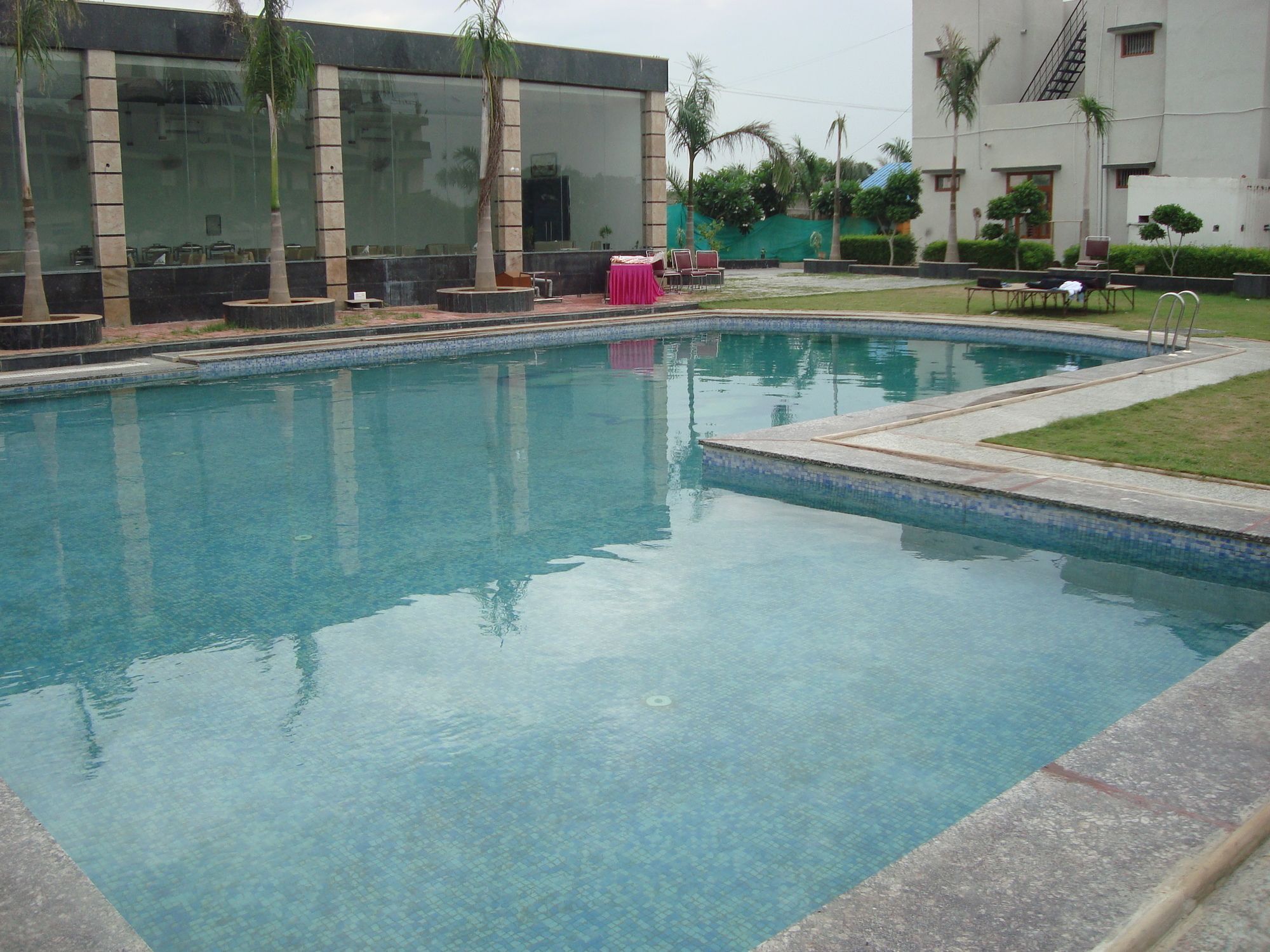 Nature Valley Resort Gurgaon Exterior photo